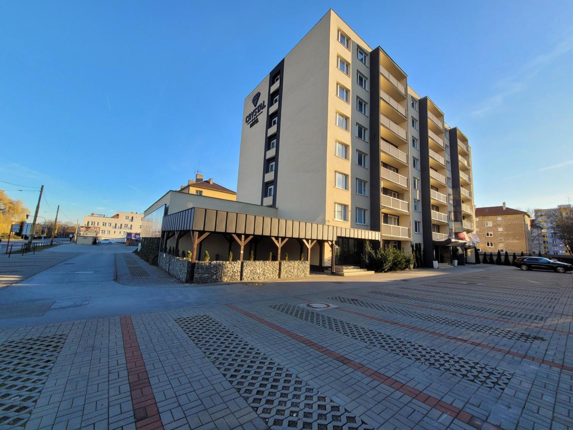 Hotel Crystal Кошице Екстер'єр фото