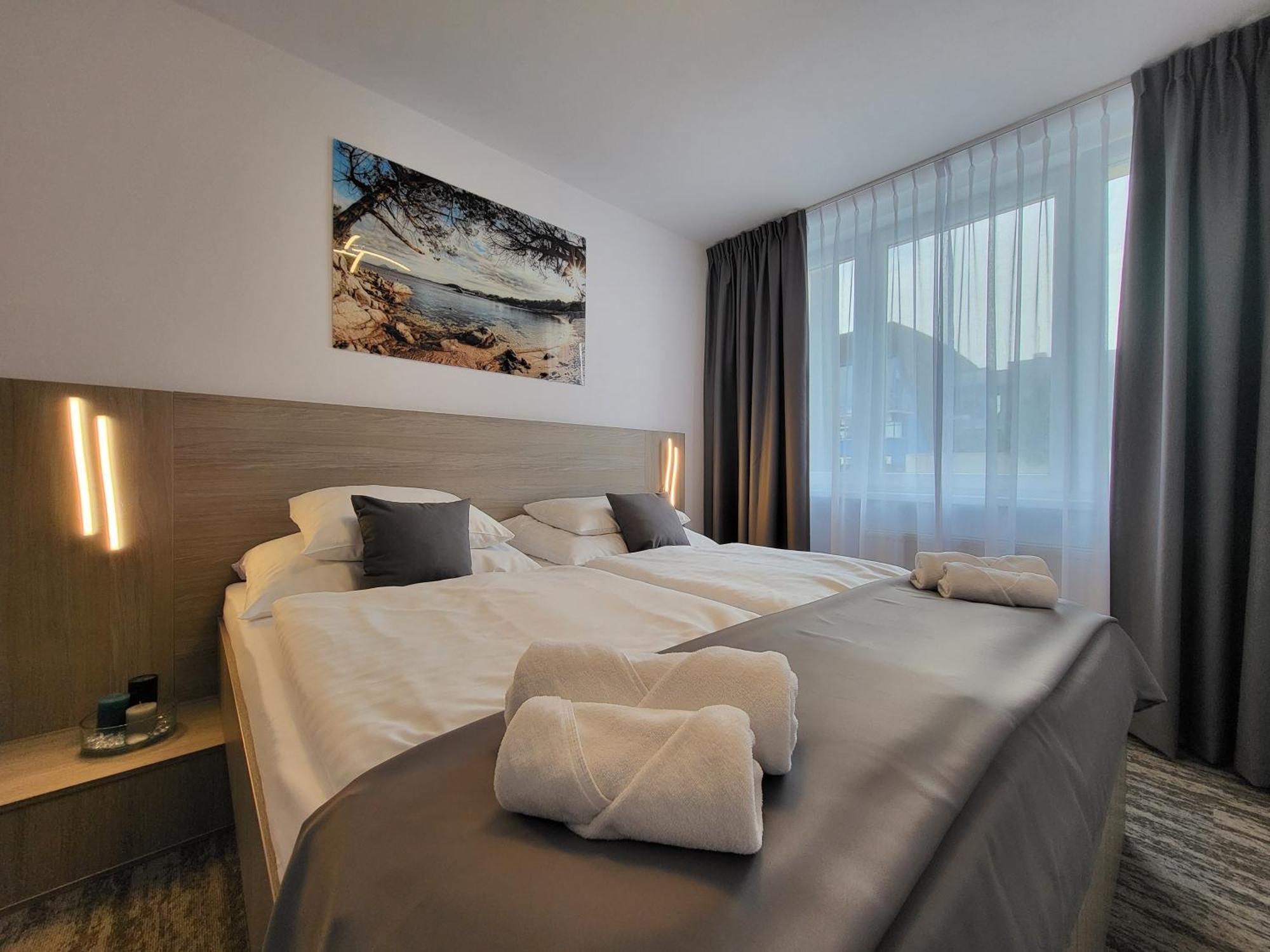 Hotel Crystal Кошице Екстер'єр фото