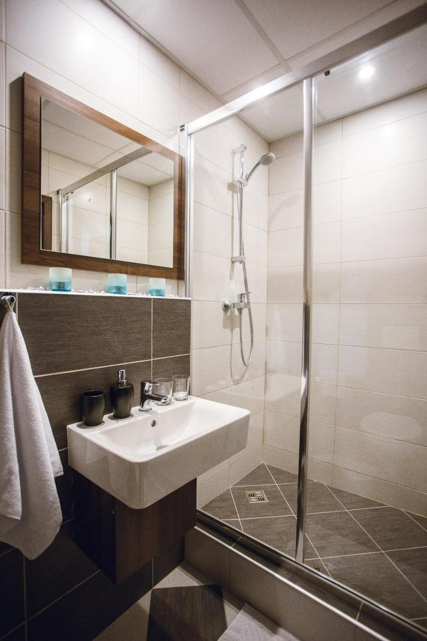 Hotel Crystal Кошице Екстер'єр фото