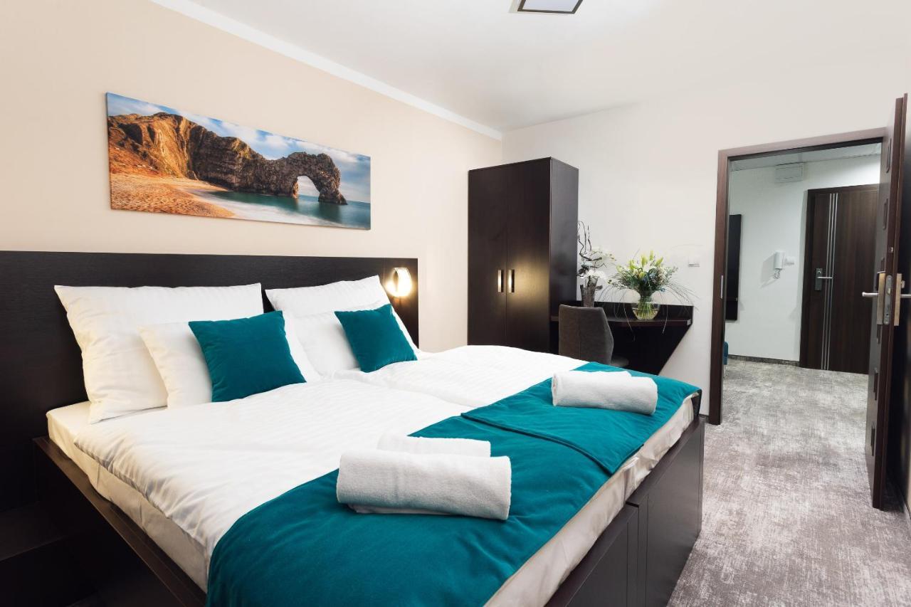 Hotel Crystal Кошице Екстер'єр фото